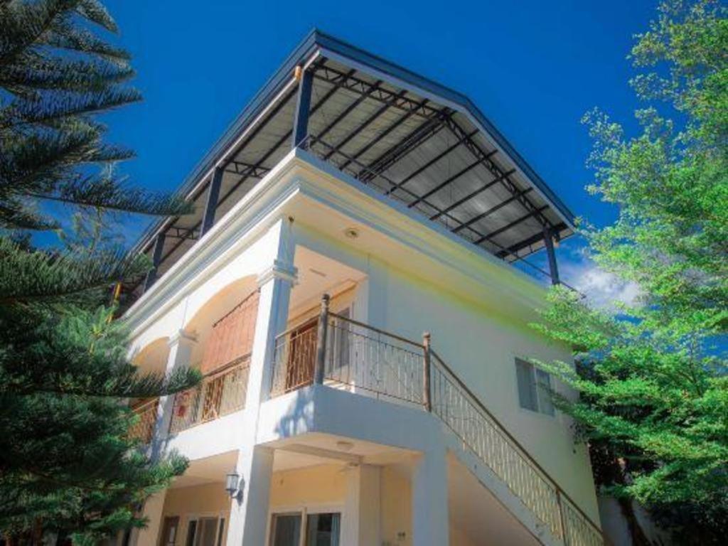 Oyo 162 The West Inn Davao City Екстериор снимка