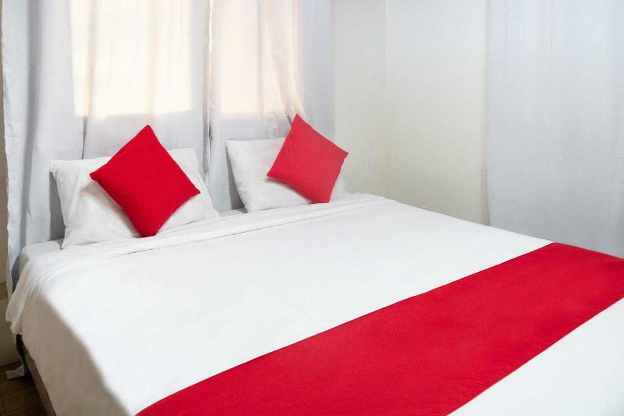 Oyo 162 The West Inn Davao City Екстериор снимка